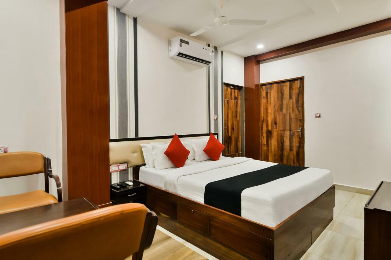Capital O 39331 Hotel Retaj Bhīlwāra Екстериор снимка