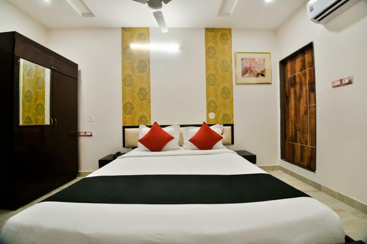 Capital O 39331 Hotel Retaj Bhīlwāra Екстериор снимка