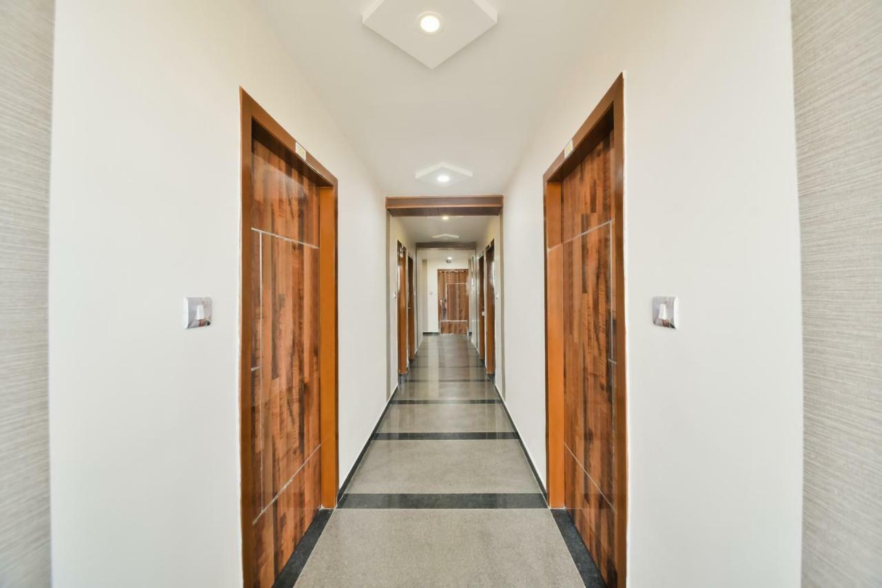 Capital O 39331 Hotel Retaj Bhīlwāra Екстериор снимка