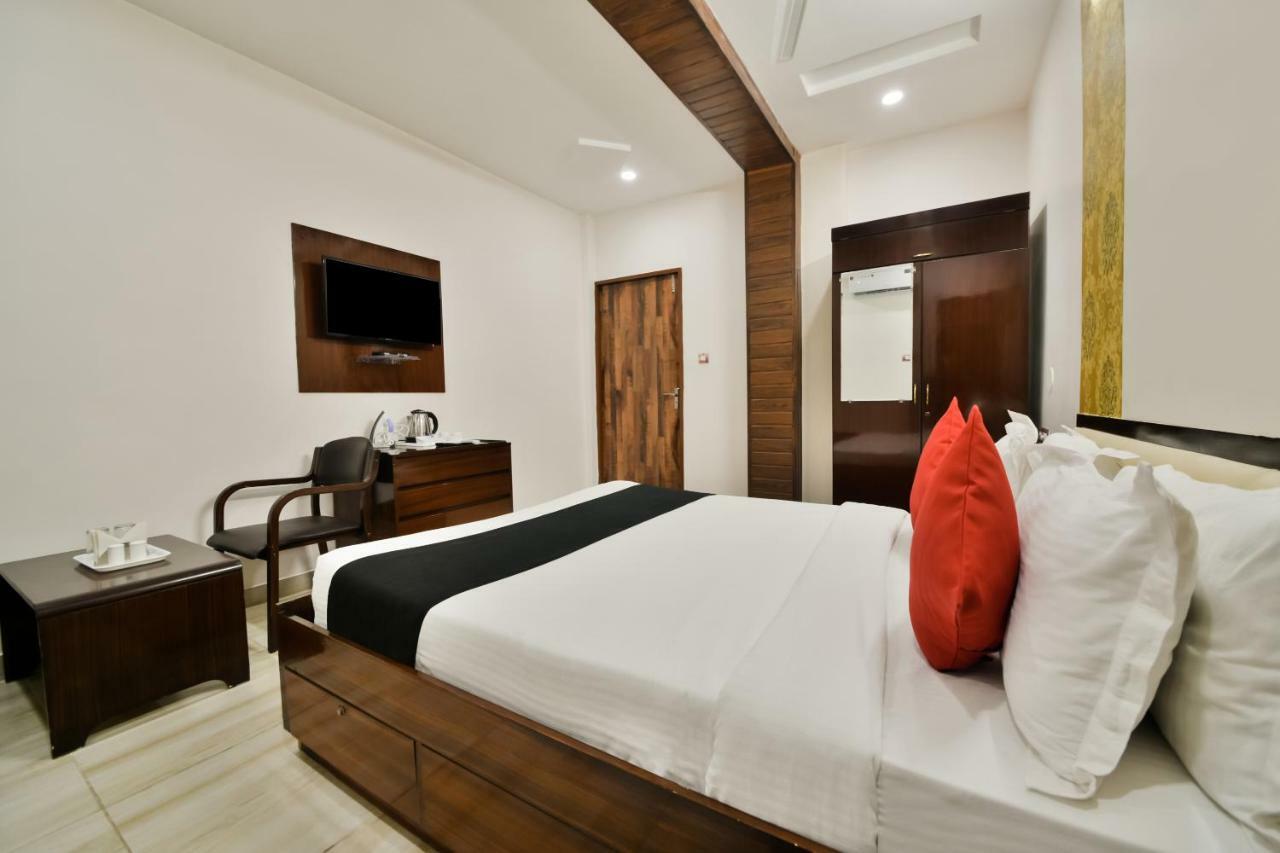 Capital O 39331 Hotel Retaj Bhīlwāra Екстериор снимка