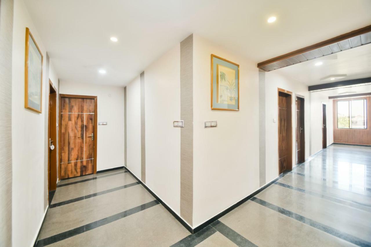 Capital O 39331 Hotel Retaj Bhīlwāra Екстериор снимка